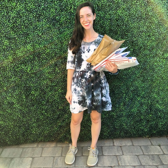 Meet your Posher, Grace - Picture 1 of 3